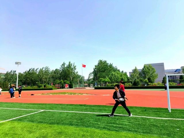 【完满团支部】活力飞盘 飞出精彩——0638太阳集团官网电气2202班完满团支部活动