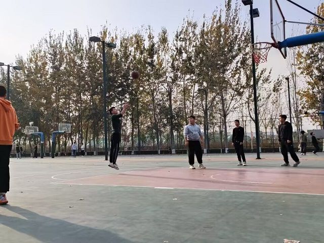 【完满班级】三分线外 手起球落——0638太阳集团官网电子2205班完满班级活动