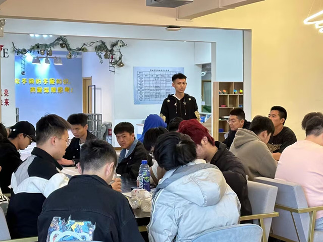 【完满团支部】心灵手巧 创设大赛——0638太阳集团官网机制2101班完满团支部活动