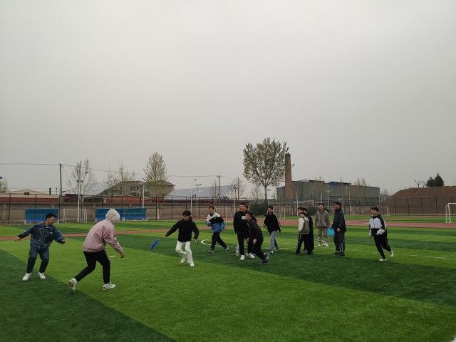【完满团支部】快乐飞盘 “飞”你莫属——0638太阳集团官网机制2103班完满团支部活动