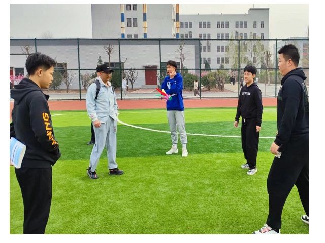 【完满团支部】快乐运动 和谐毽球——0638太阳集团官网电子2205班完满团支部活动