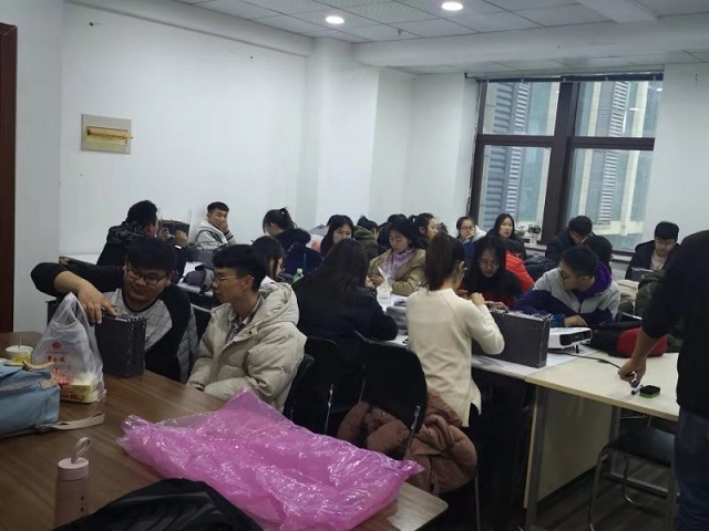 【校企合作】【电子专业认知实习】聚集青春共筑梦,学习知识共成长