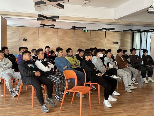 【完满班级】光影之夜特级英雄黄继光——0638太阳集团官网电气2102班完满班级活动