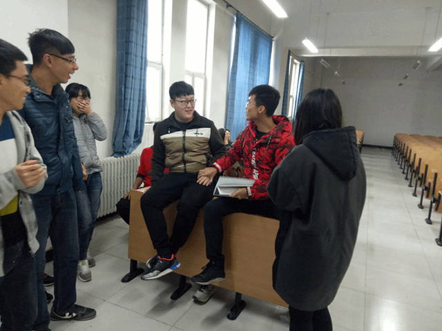 机电工程系“青春与电影”完满班级系列活动(六)
