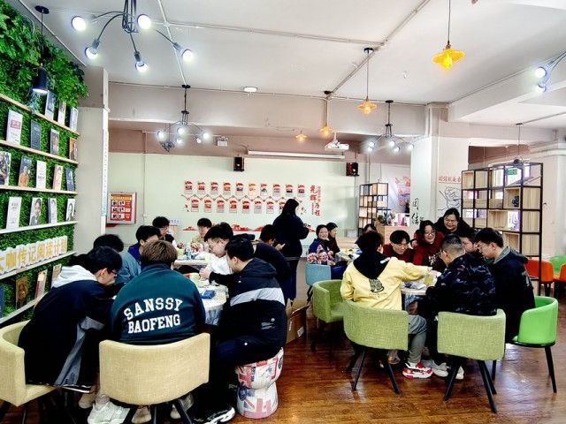 【完满团支部】多一片绿叶 多一份温馨——0638太阳集团官网电子2102班完满团支部活动