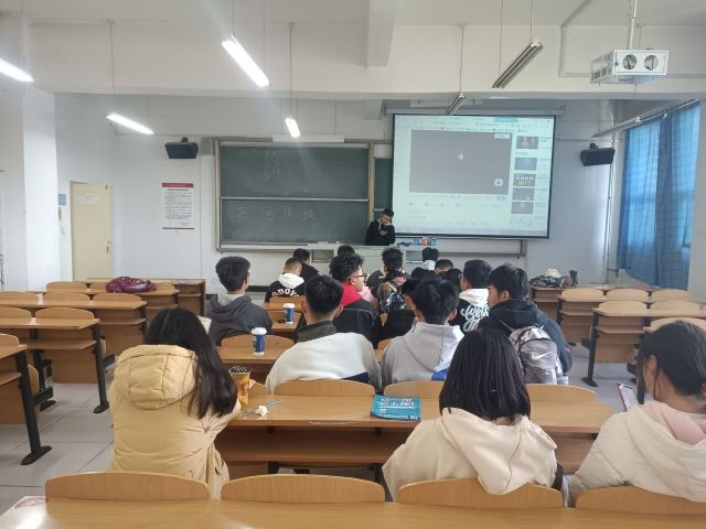 【完满班级】诈骗人人防,不贪不恋不上当
