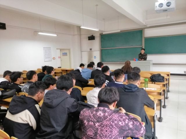 【完满班级】 领跑未来 热心公益