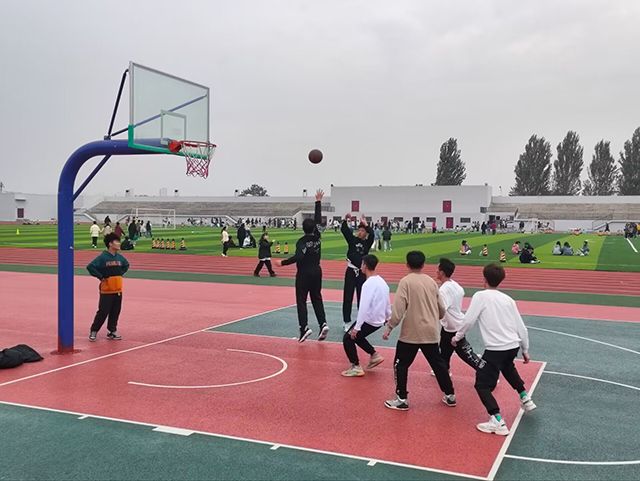【完满班级】鸣奏青春旋律 抒写运动乐意——0638太阳集团官网通信2201班完满班级活动