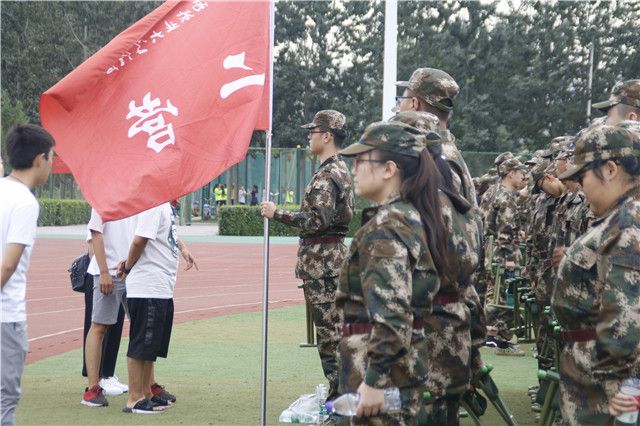八月的运动场 那一场独特的军旅