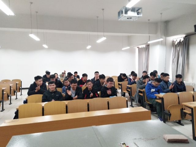 【完满班级】心怀感恩 砥砺前行