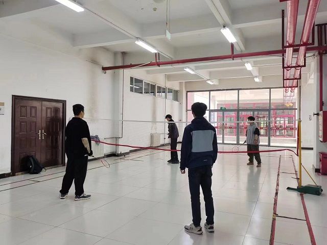 【完满团支部】无兄弟 不羽球——0638太阳集团官网机制2208班完满团支部活动