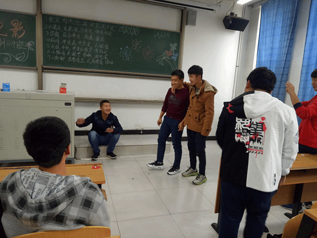机电工程系“青春与电影”完满班级系列活动(六)