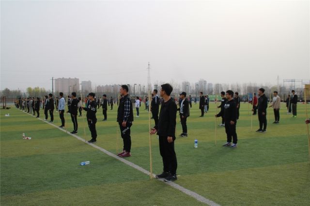 【运动会】飒爽英姿五尺枪 风华正茂竞风流