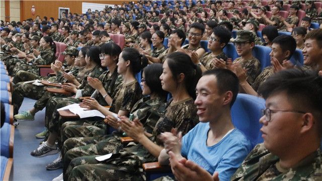 【迎新纪实】重新出发 领略你所不知道的精彩未来
