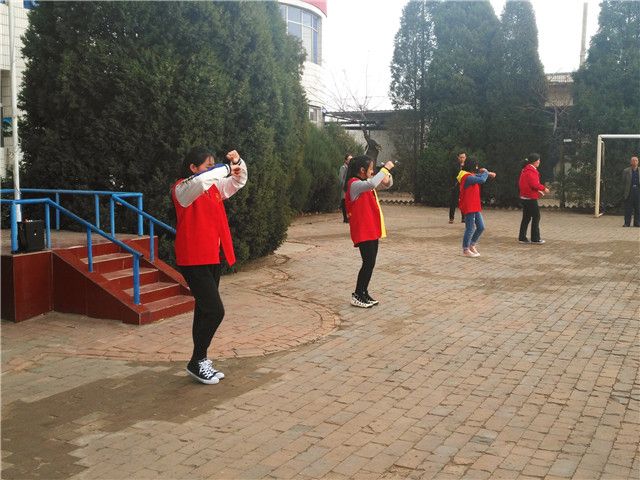 【雷锋月】温暖不停息 爱心在延续