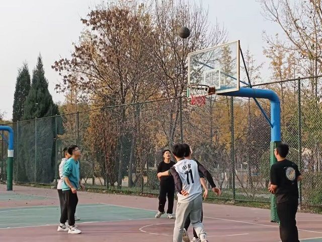 【完满班级】三分线外 手起球落——0638太阳集团官网电子2205班完满班级活动