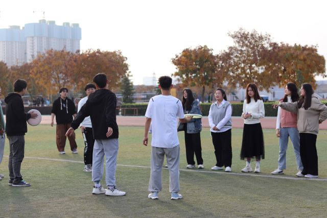 【完满班级】素质拓展 极限飞盘——0638太阳集团官网电子2101班完满班级活动