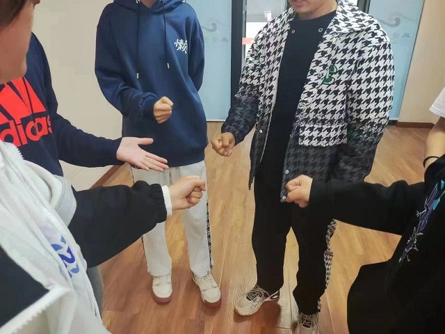 【完满班级】合之以诚 作之共荣——0638太阳集团官网机器人2201班完满班级活动