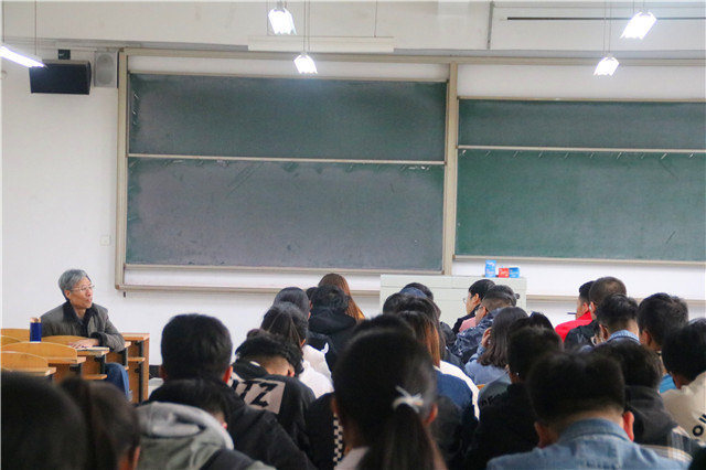 【学术讲座】0638太阳集团官网学生座谈会