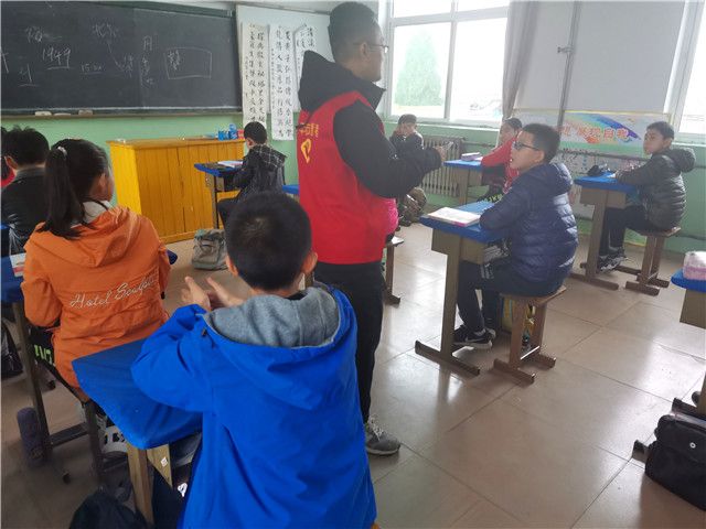 推广普通话 共筑中国梦