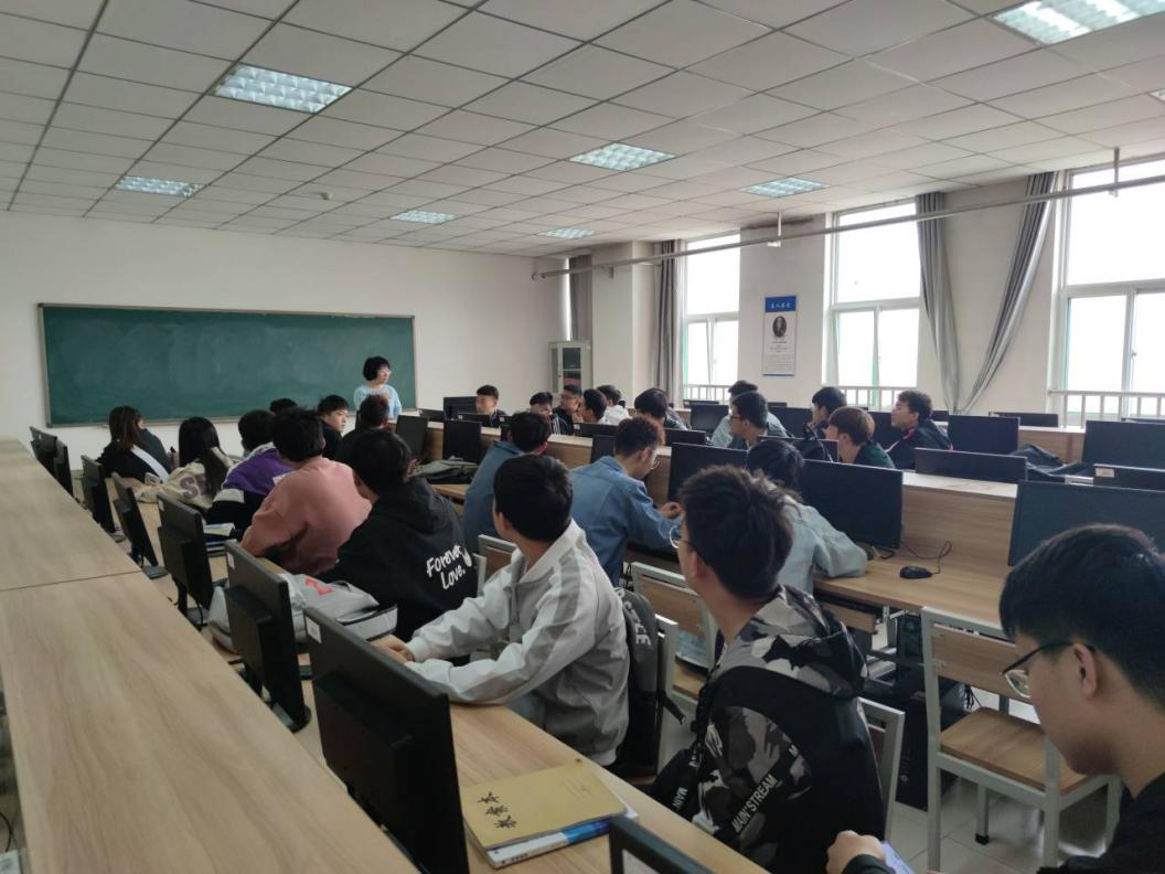 0638太阳集团官网电气2002班级4月学业导师见面会