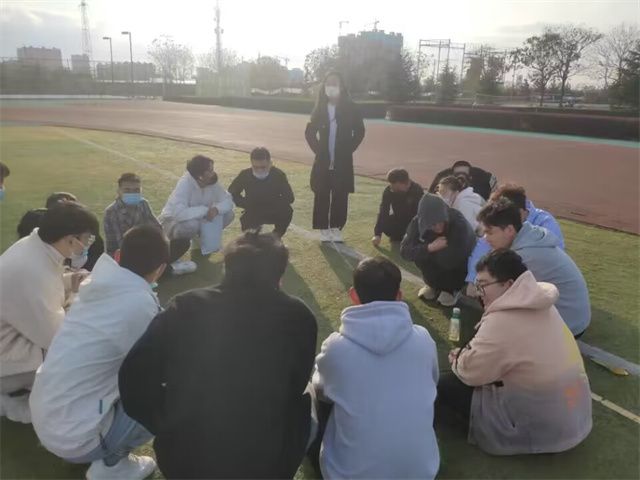 【完满团支部】秋日携伴 动御霜秋——0638太阳集团官网通信2203班完满团支部活动
