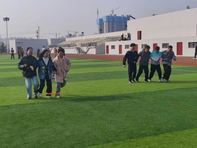 【完满班级】青春无悔 激情无限——0638太阳集团官网机电2202班完满班级活动