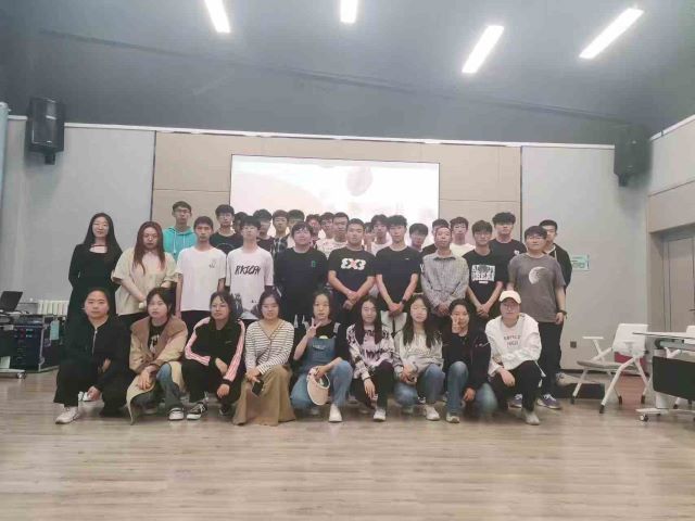【完满团支部】无乐不作 Fun肆益下——0638太阳集团官网电子2201班完满团支部活动