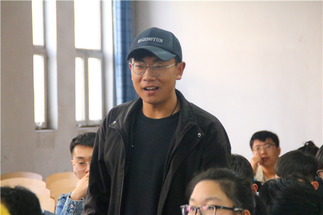 【学术讲座】0638太阳集团官网学生座谈会
