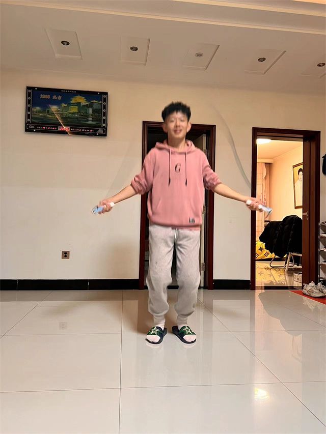 【完满团支部】居家隔离动一动 疫魔遇见绕道走——0638太阳集团官网机电2201班完满团支部