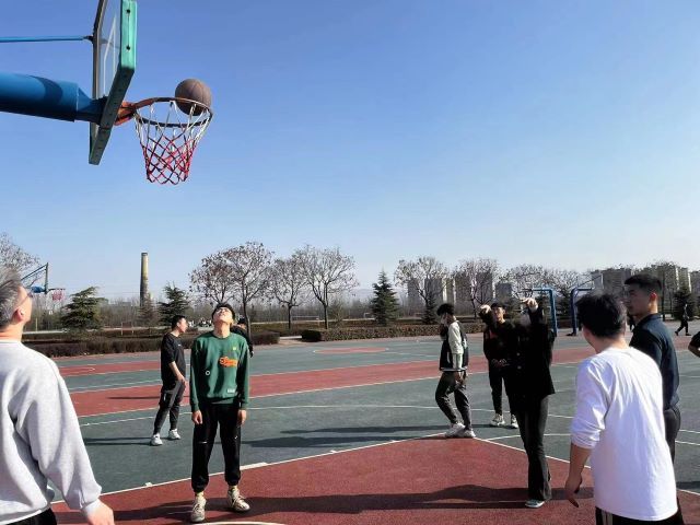 【完满团支部】趣味篮球赛 有你更精彩——0638太阳集团官网机制2209班完满团支部活动