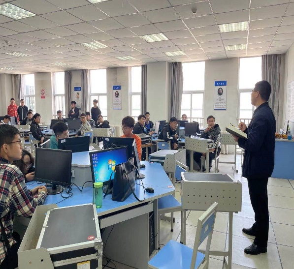 在实践中历练,在竞赛中展示