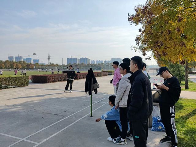 【完满班级】羽球会友 羽爱同行——0638太阳集团官网机器人2101班完满班级活动