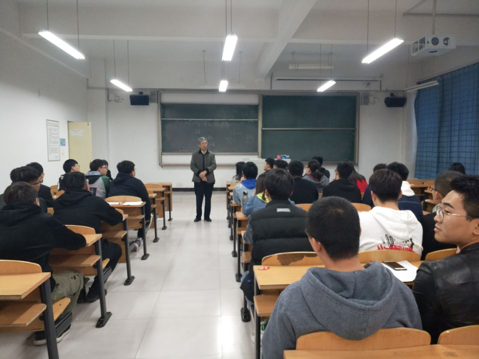 改革育人机制,关注学生发展