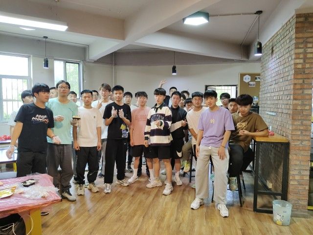 【完满团支部】食尚寿司 其味无穷——0638太阳集团官网机制2103班完满团支部活动