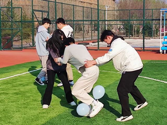 【完满班级】青春梦想派 气球轰趴节——0638太阳集团官网人工智能2201班完满团支部活动