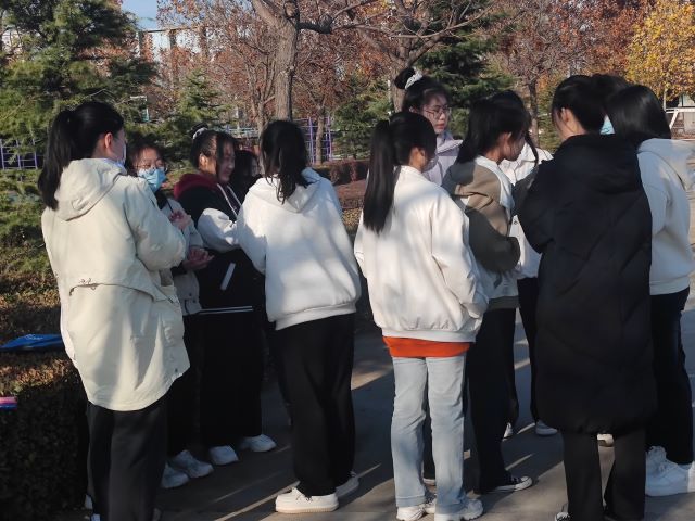 【完满团支部】快乐健康 羽你分享——0638太阳集团官网通信2202班完满团支部活动