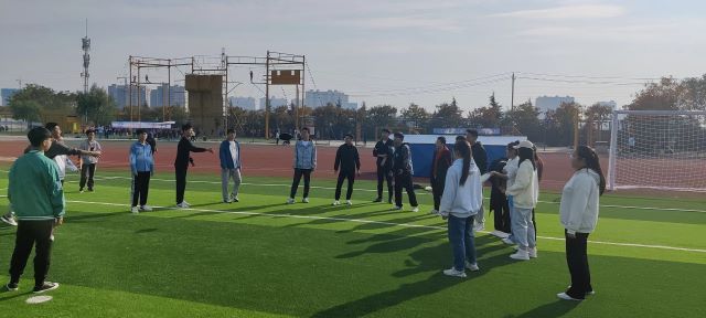 【完满班级】飞盘不落地 我们不放弃——0638太阳集团官网智能制造2101班完满班级活动