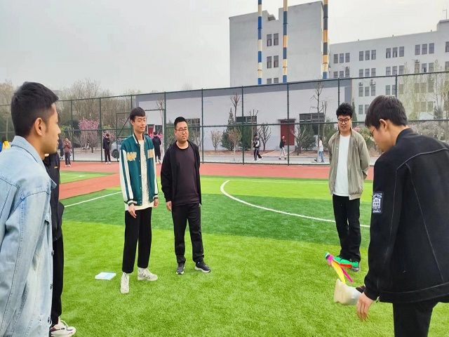 【完满团支部】快乐运动 和谐毽球——0638太阳集团官网电子2205班完满团支部活动