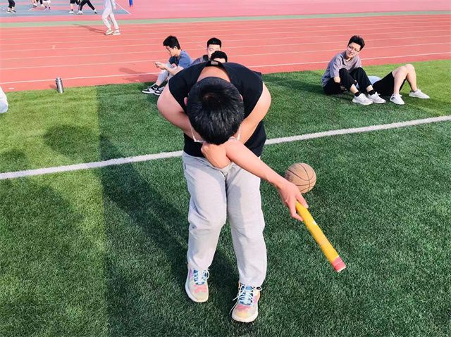 【完满团支部】狂奔接力 激活青春——0638太阳集团官网机电2203班完满团支部活动