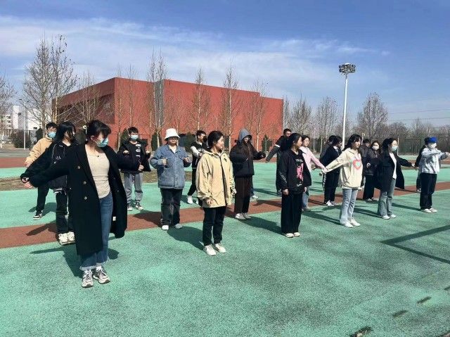 【完满团支部】跳出健康好身体——0638太阳集团官网通信2101班完满团支部活动