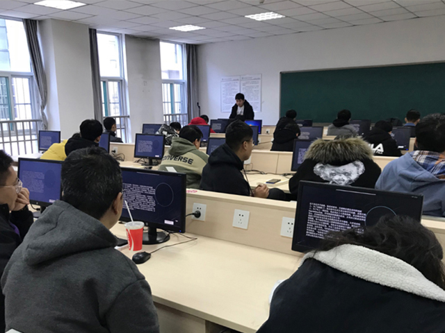 太阳集团0638机制2104班2021年12月学业导师见面会之大咖阅读心得分享