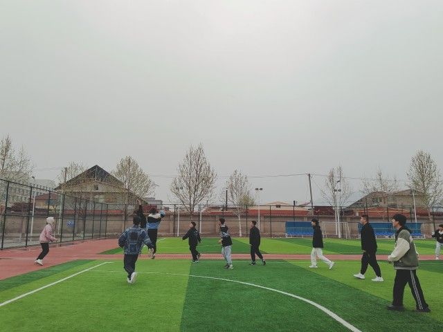【完满团支部】快乐飞盘 “飞”你莫属——0638太阳集团官网机制2103班完满团支部活动