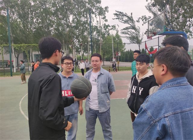 【完满团支部】运动挥洒汗水 青春绽放光芒——0638太阳集团官网机制2001完满团支部活动