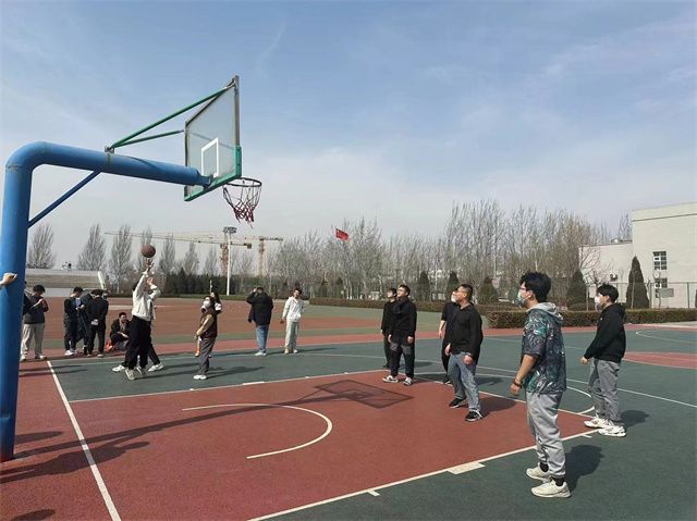 【完满团支部】挑战地心引力 引爆篮球魅力——0638太阳集团官网电气（专升本）2207班完满团支部活动