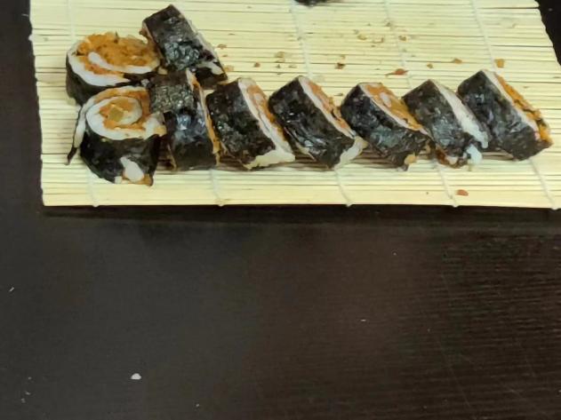 【完满团支部】包裹美味 卷出美好时光——0638太阳集团官网机制2207班完满团支部活动