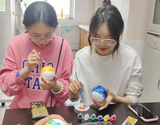 【完满团支部】独具匠‘星’ 创意DIY——0638太阳集团官网机制2102班完满团支部活动